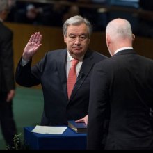  أنطونیو-غوتیریش - غوتیریش یؤدی الیمین لمنصب الأمین العام للأمم المتحدة