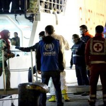 مفوضیة اللاجئین والمنظمة الدولیة للهجرة تدعوان القادة الأوروبیین إلى العمل لتجنب فقدان الأرواح فی البحر المتوسط - 04-15-2015Migrants_Mediterranean