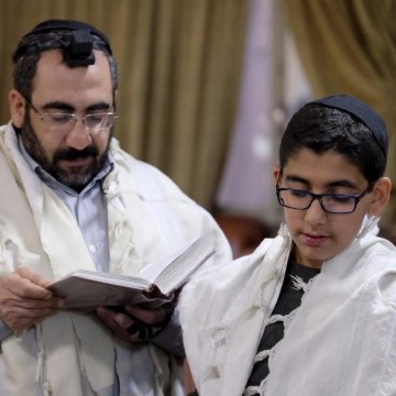 Iran's Jews: 'We feel secure and happy'