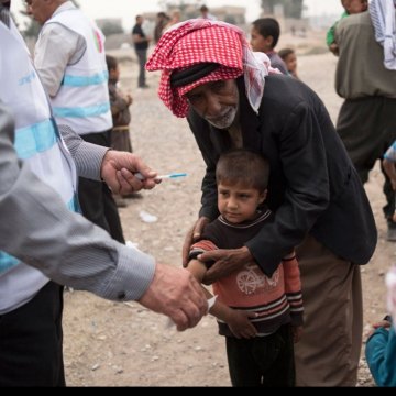 Displaced amid Mosul offensive, close to 10,000 children in urgent need of aid, says UNICEF