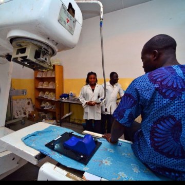 Early cancer diagnosis, better trained medics can save lives and money – UN