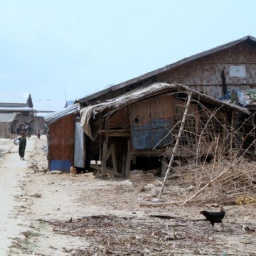 Myanmar: UN expert urges efforts to break 'worsening cycle of violence' in Rakhine