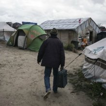  Refugee-and-Migrant - France, UK 