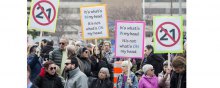 Quebec bill would make religious communities 'second-class citizens' - bill21protest